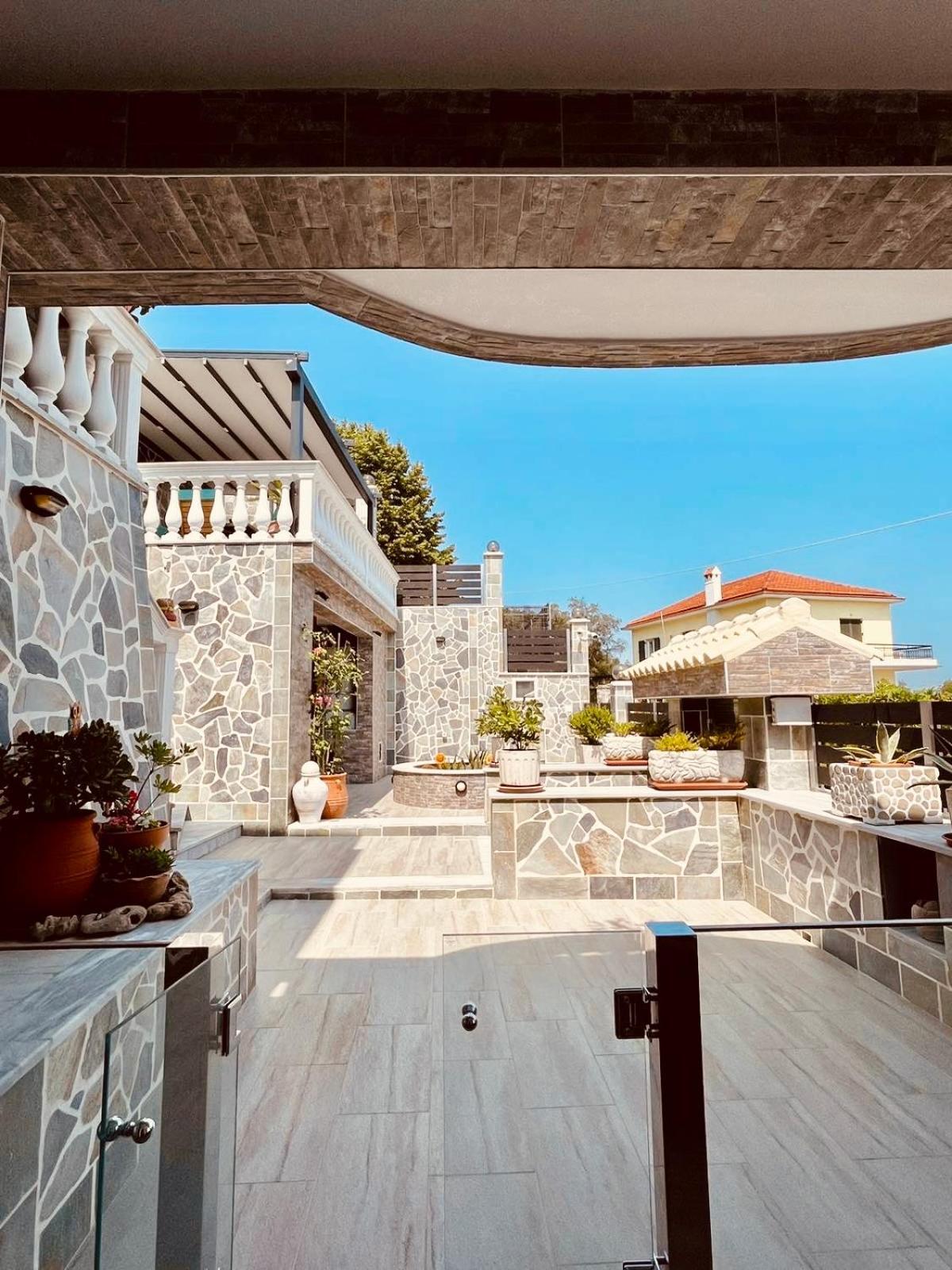 Iris Luxury House Apartment Agioi Deka  Exterior photo